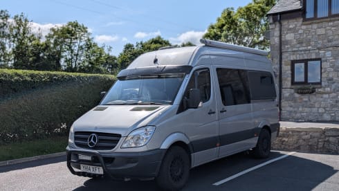 Sprinterella – Off-Grid Mercedes Benz Sprinter - great spec