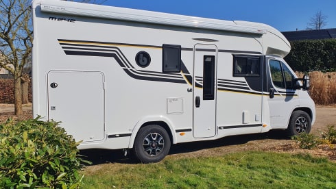 4p Benimar semi-integrated from 2023