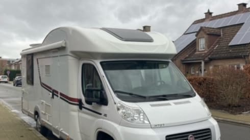 Mopsie – 4p LMC semi-integrated uit 2014