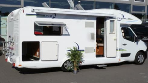 B-type – Summer offer July 5 July 19! Modern 4-5 person camper unlimited mileage