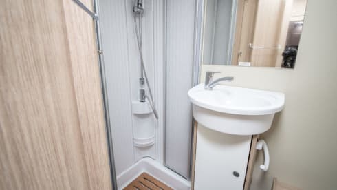 Sunlight A70 – New ones ! Sunlight A68 Luxury Family camper