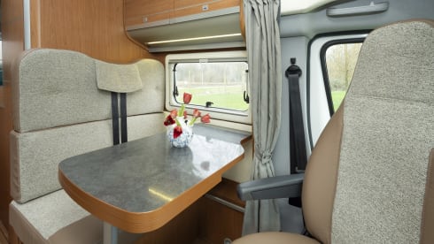 Aangenaam op de weg – 4p Fiat Ducato Giottiline semi-integrated from 2011