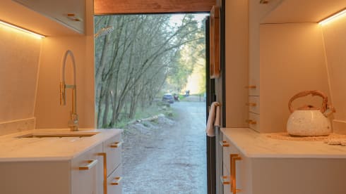 Luna – Meet Luna - 3 berth luxury Campervan