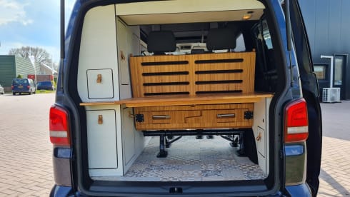 Volkswagen || 4x4 || Off grid || Bus camper