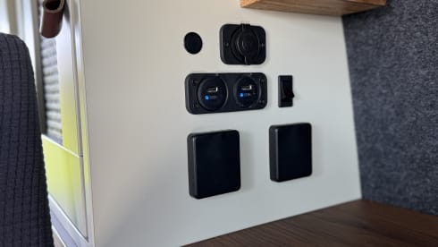 Volkswagen 6.1 Custom 2024