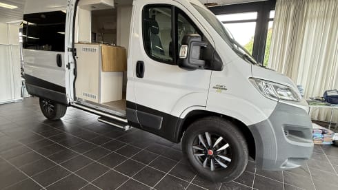 Charlie's Camper – Gezellige Buscamper Fiat Ducato