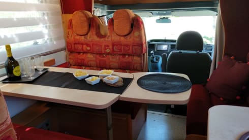 Camper for 4 comfortable seats