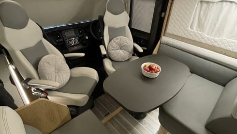 The Kub – The ultimate luxurious motorhome