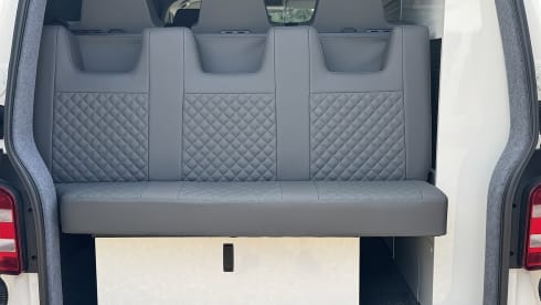 Ben Roamer – 4 berth Volkswagen T6 Campervan Rental Perthshire Scotland