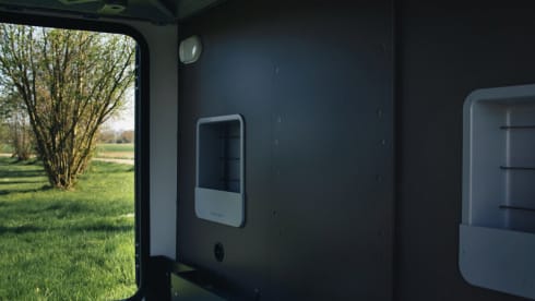 RV Camper – Nieuwe, luxueus ingerichte 4-persoonscamper