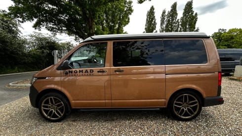 YT72KEU – 4 berth Volkswagen Campervan London - Romford