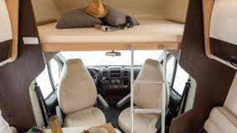 005 – New Alcove (2022) with separate extra bedroom - Mclouis Glamys 223