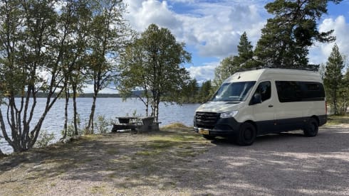 Sol – 2p Mercedes-Benz bus from 2019