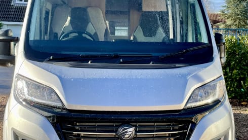 Louis V Line Sport – Nuovo Auto-Trail V Line 636 Sport