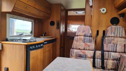 Buurtje – 5p Dethleffs integrated from 1997