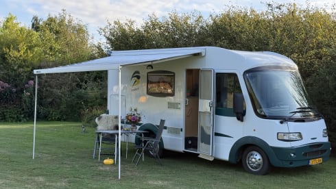 Roby – Our beautiful 3-person Fiat Weinsberg integral camper