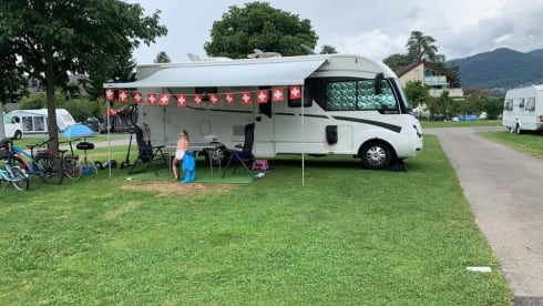 Odette – Luxury Family camper 5 p