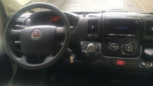 4p Fiat semi-integrated uit 2014