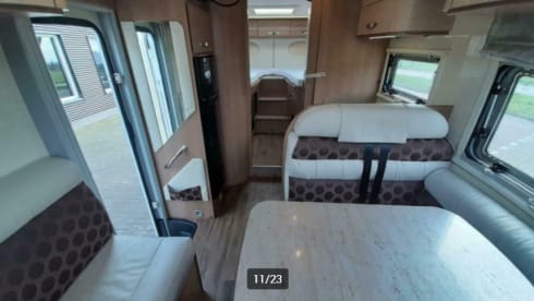 Complete 4 person family camper!