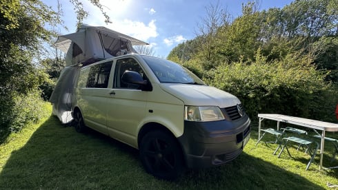 Harvey – 4 berth Volkswagen rooftop from 2007