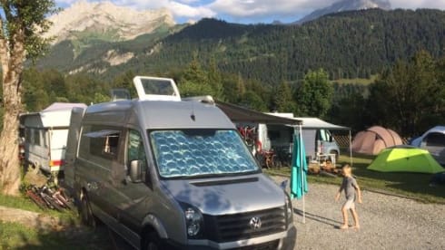 Autobus Volkswagen a 4 posti letto del 2016
