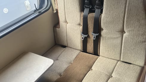 4 berth Peugeot Elddis Autoquest