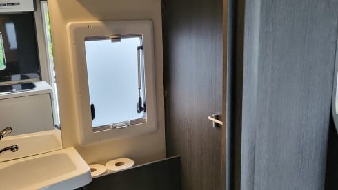 rollie – 5p semi-integrated (2021) - automatic - offgrid