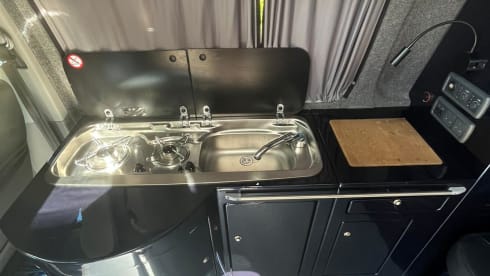 Vikki – 4 berth Volkswagen bus from 2012