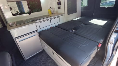 Blue Bell – 4 berth campervan for exciting escapes