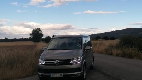 Alex's Van – Barcelona Camper Van Rental