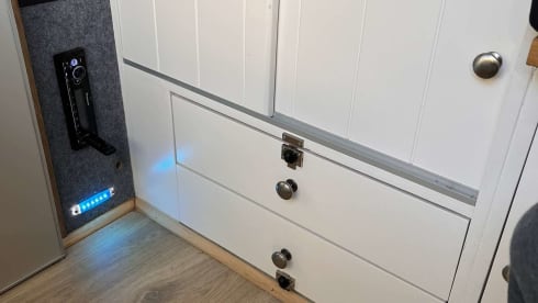 Dream Camper – 2p Volkswagen Crafter camper from 2018