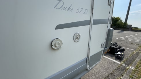 DUCA_57 – Elnagh Duke 57D: Experience the XL Adventure with the Comfort you expect.