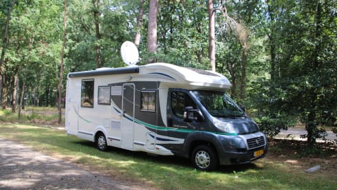 4-person Chausson semi-integrated from 2012