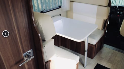 6 berth Fiat Auto Roller 746