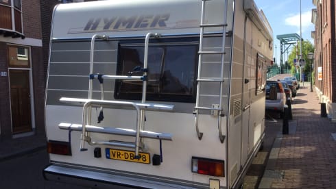 Hymercamp for 5 persons.