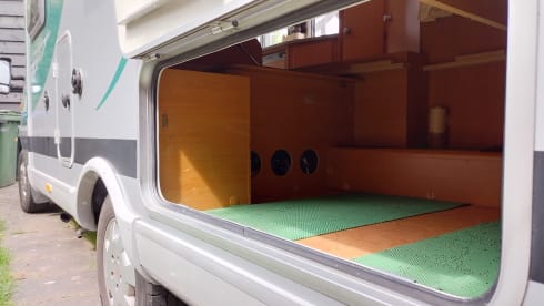 Compact Complete Camper
