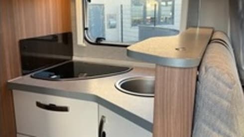 Weinsberg – 4p Fiat semi-integrated from 2020