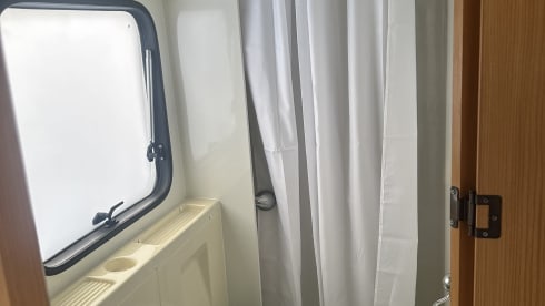 6 berth Ford Rollerteam