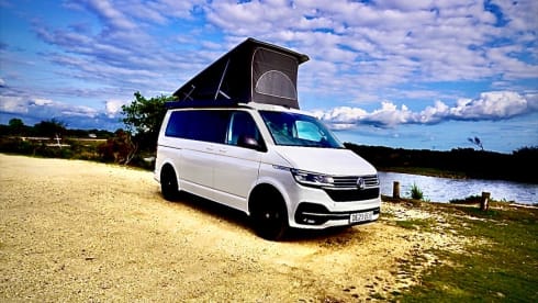Billy 'Ocean' California Camper – 4 berth Volkswagen campervan from 2023