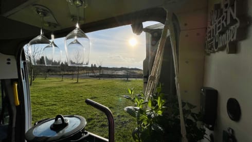 Paule – Get into your VanLife experience with our Paule!