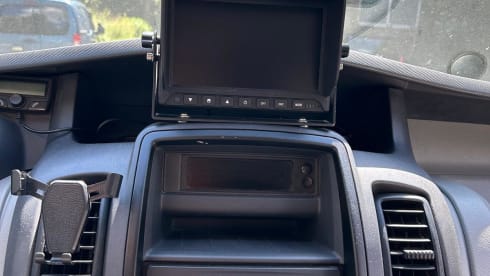 2p Renault campervan uit 2011