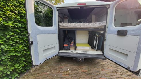 Q-bus – Compact and complete camper