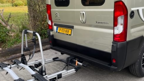 Gouden koets – An almost new Possl 2Win Plus camper from 2020, Euro6 and 141 hp