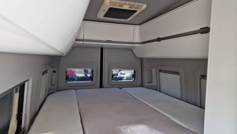 De ZilverGrijze XL – VW Grand California 2.0L TDI 680 from 2021