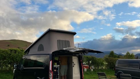 Ford Nugget – 2-4p Ford Nugget Westfalia with pop-up roof from 2015