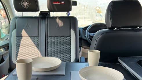 Annie – 2019 Volkswagen T6 FULLY EQUIPPED Campervan!