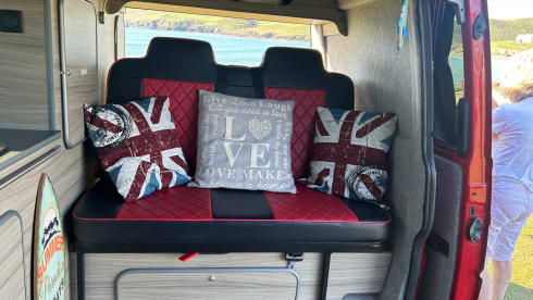Tallulah  – 4 berth Volkswagen campervan from 2001