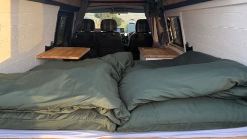 Nessi – VW-Campingbus mit 2 Schlafplätzen, Baujahr 2008