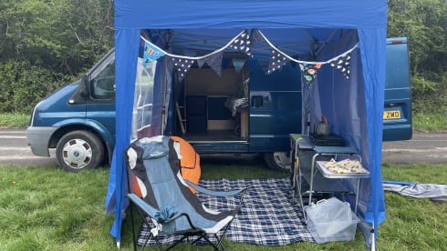 Peggy Blue – 3 berth Ford campervan conversion