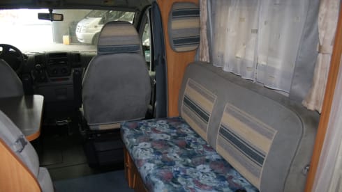 BEAUTIFUL SPACIOUS CAMPER